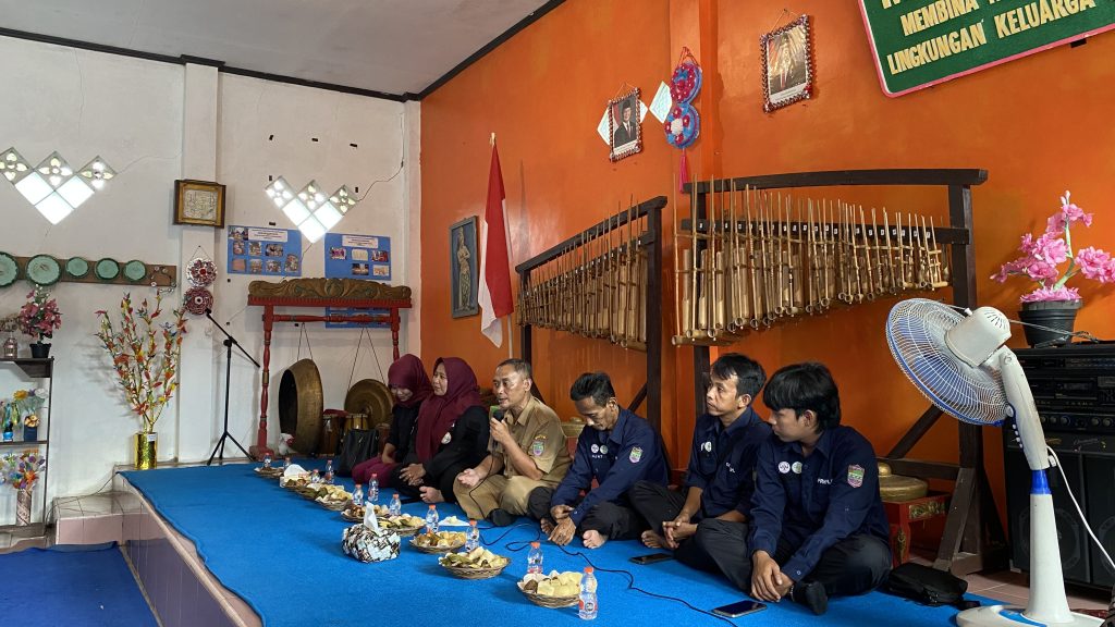 Penerimaan Reward dari Bank Sampah Ciamis