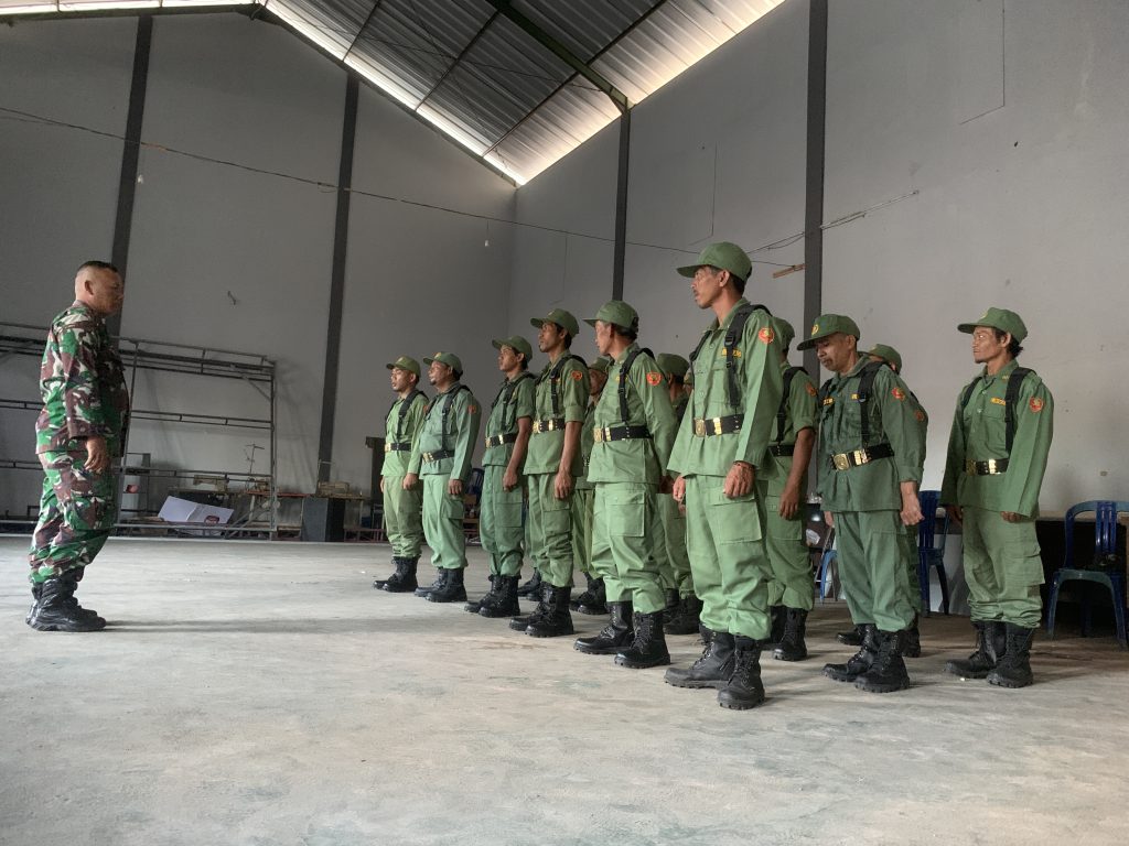 Pelatihan Baris Berbaris Linmas