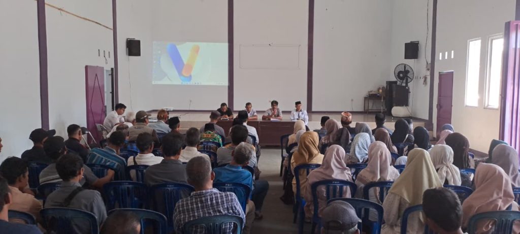 Penyerahan Insentif Guru DTA, Imam Masjid, Ketua RT dan Ketua RW