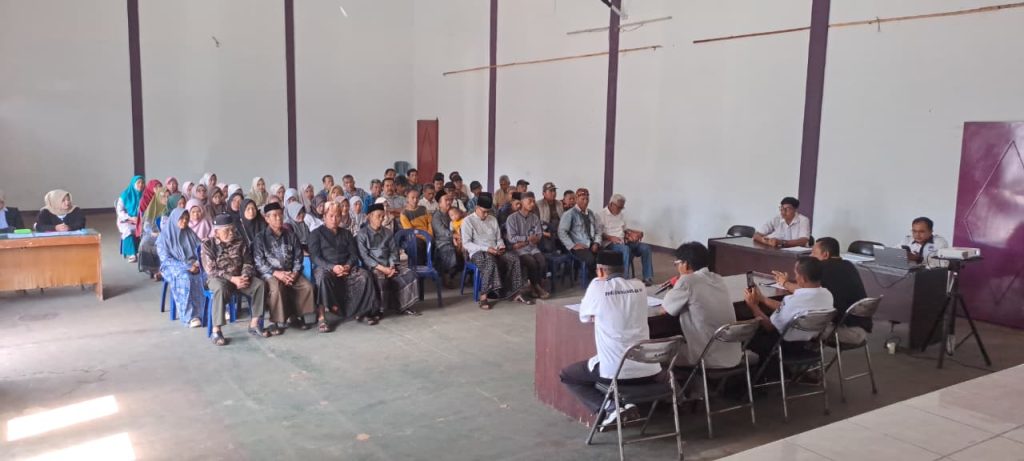 Penyerahan Insentif Guru DTA, Imam Masjid, Ketua RT dan Ketua RW